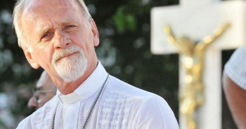 nota-1324048-como-hijo-refugiado-mons-bokalic-pide-recibir-desplazados-660107