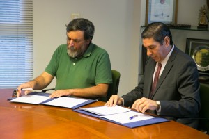 Firma de convenio entre UCSE y Escenarios Saludables