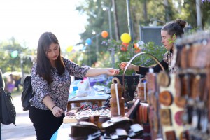 Feria artesanal y productos de la huerta