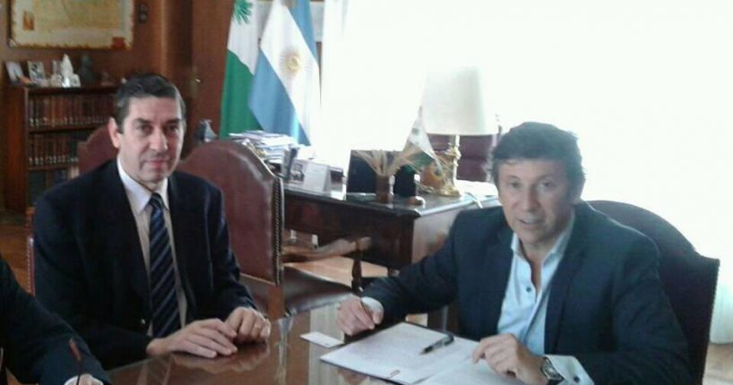 18217204_10155995215323906_746125332_n