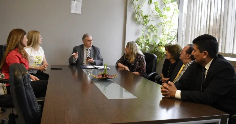 ucse distinguida dmeocracia 40 (1)